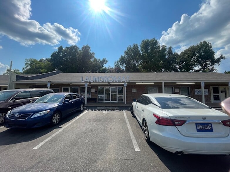 More Photos Of 4064 Saint Elmo Ave, Memphis Storefront For Sale