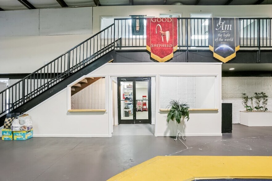 More Photos Of 3700 Wallin St, Savannah Specialty For Sale