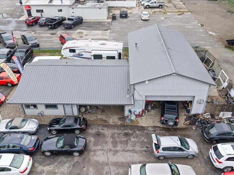 More Photos Of 508 Lincolnway W, Osceola Auto Dealership For Sale
