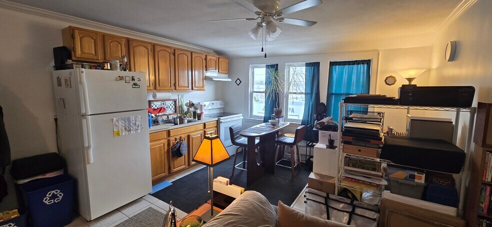 More Photos Of 639 Willis Ave, Williston Park Storefront For Sale