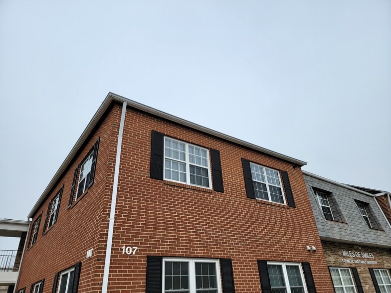 More Photos Of 14300 Gallant Fox Ln, Bowie Medical For Sale