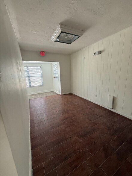 More Photos Of 5935 Taft St, Hollywood Medical For Lease