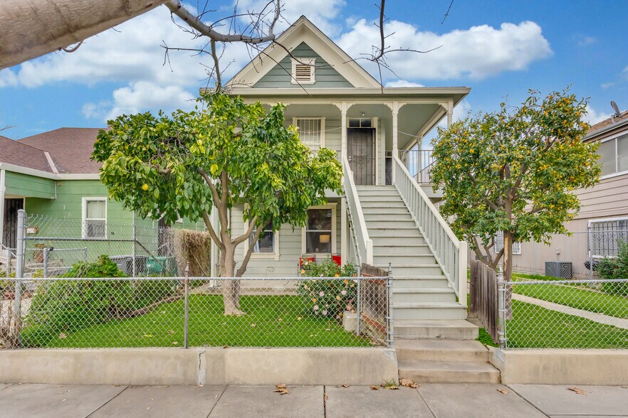 More Photos Of 1721 U St, Sacramento Apartments For Sale