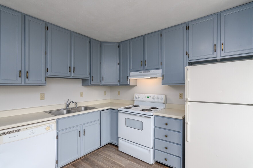 More Photos Of , Jefferson City Multifamily For Sale