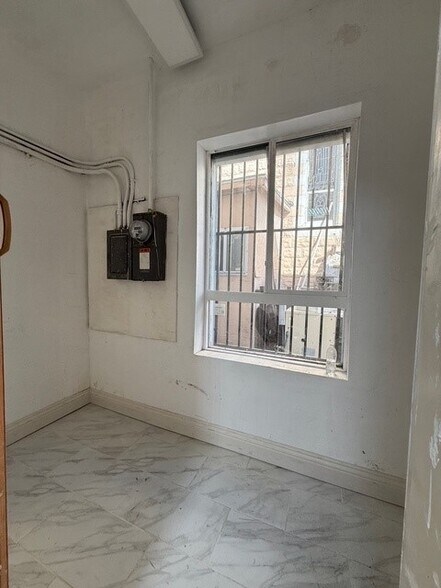 More Photos Of 4435 S Santa Fe Ave, Vernon Distribution For Lease