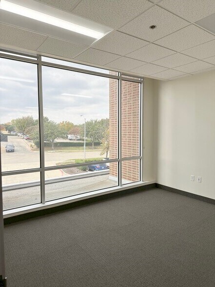More Photos Of 1301 Municipal Way, Grapevine Office For Lease