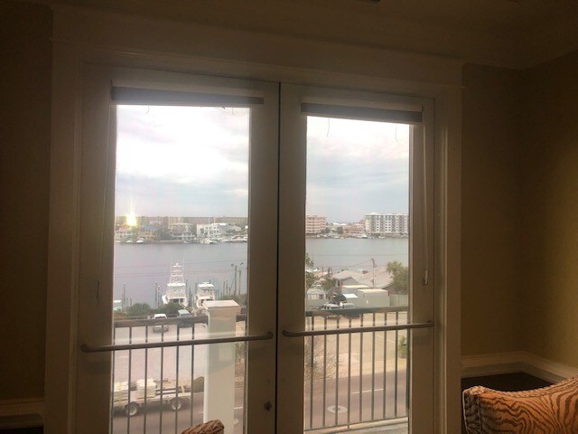 More Photos Of 543 Harbor Blvd, Destin Office For Sale