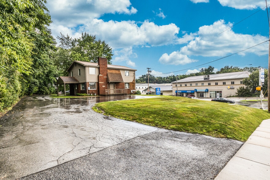 More Photos Of 4204 Ewalt Rd, Gibsonia Medical For Sale