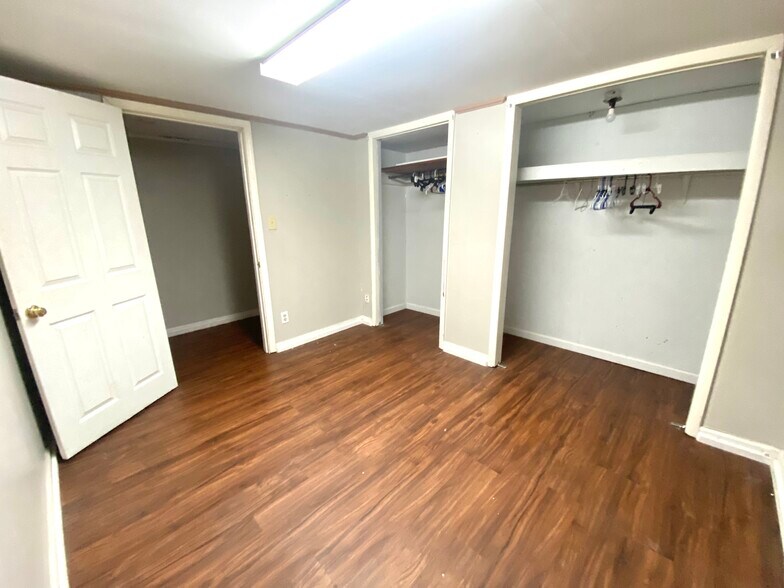More Photos Of 78 Ash St, Calvert City Office For Sale