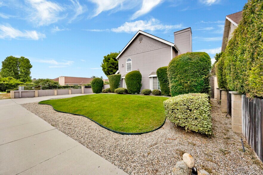 More Photos Of 1835 S Alta Vista Ave, Monrovia Multifamily For Sale