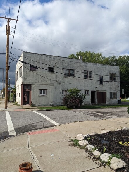 More Photos Of 576 E 152nd St, Cleveland Apartments For Sale