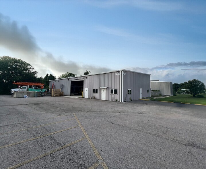 More Photos Of 11209 Conroy Ln, Manchaca Warehouse For Lease