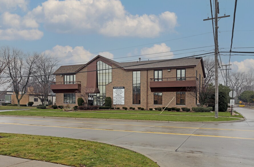 Primary Photo Of 23995 Greater Mack Ave, Saint Clair Shores Office For Sale