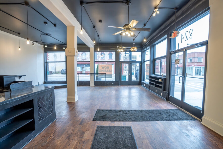 More Photos Of 824 Elm St, Cincinnati Storefront Retail Residential For Lease