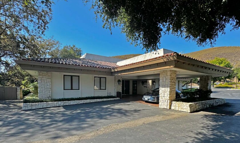 Primary Photo Of 1400 N Westlake Blvd, Westlake Village Lodge Meeting Hall For Lease