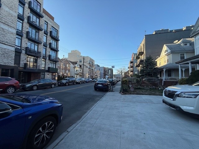 More Photos Of 1541 New York Ave, Brooklyn Apartments For Lease