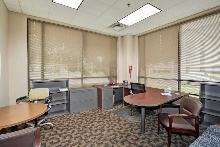More Photos Of 1500 Alliant Ave, Louisville Schools For Sale