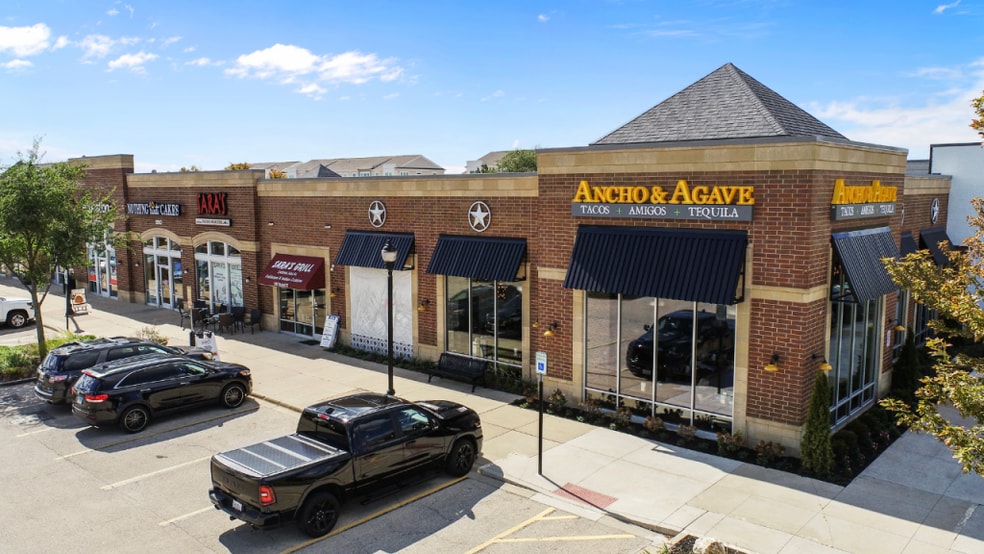 More Photos Of 3200 Anna Marie Ln, Naperville General Retail For Lease