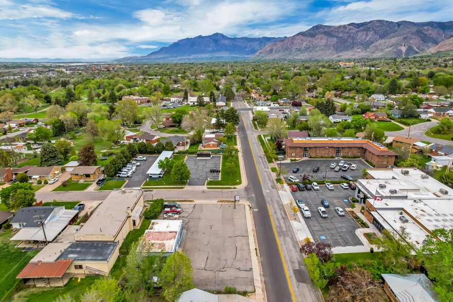 More Photos Of 3707 Quincy Ave, Ogden Auto Repair For Sale