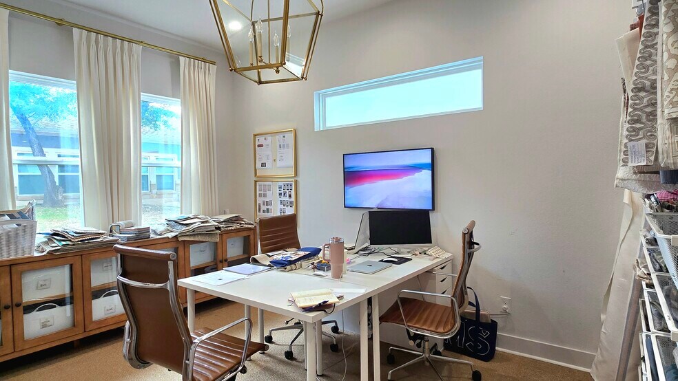 More Photos Of 3000 Polar Ln, Cedar Park Office For Lease