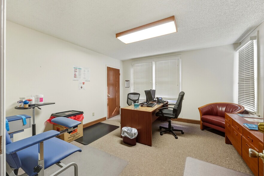 More Photos Of 2585 Herschel St, Jacksonville Office For Sale