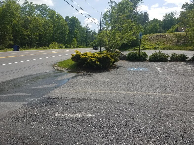 More Photos Of 6418 Chambersburg Rd, Fayetteville Restaurant For Sale