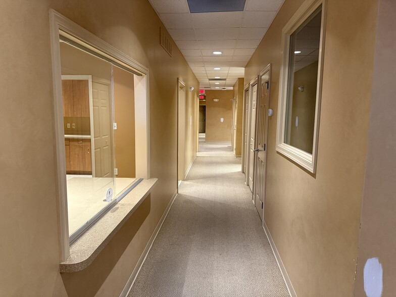 More Photos Of 3701 Perkiomen Ave, Reading Medical For Sale