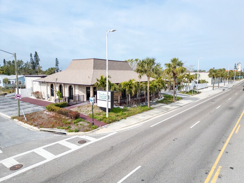 Primary Photo Of 7800 Blind Pass Rd, Saint Pete Beach Freestanding For Lease