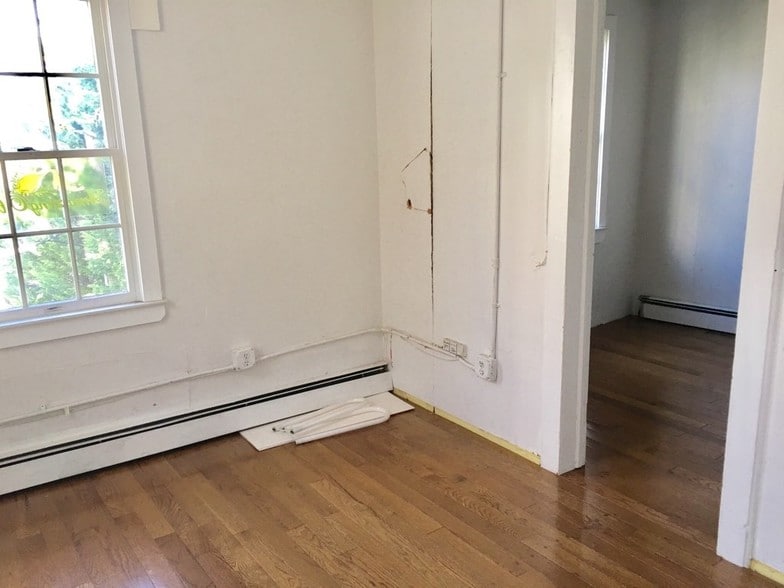More Photos Of 230 E Main St, Port Jefferson Station Storefront Retail Residential For Sale