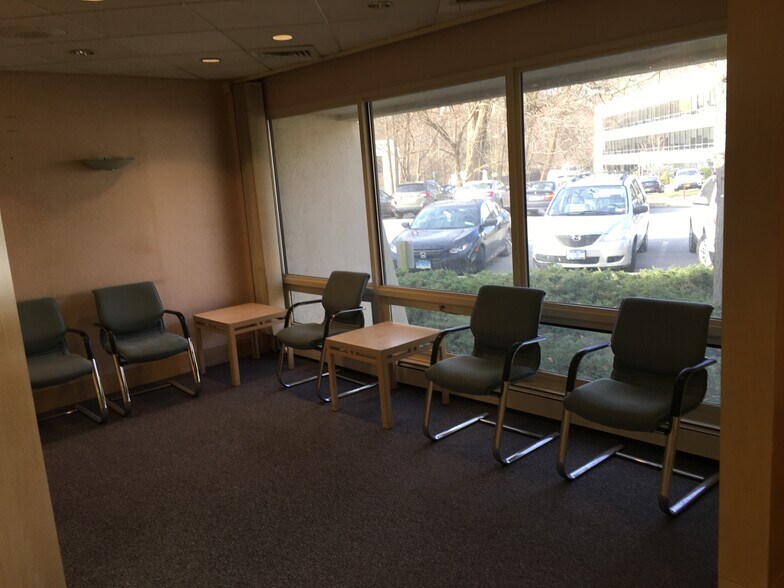 Primary Photo Of 101 S Bedford Rd, Mount Kisco Medical For Lease