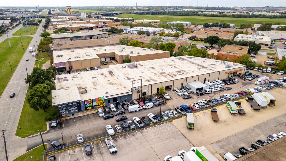 Primary Photo Of 1365 Regal Row, Dallas Distribution For Sale