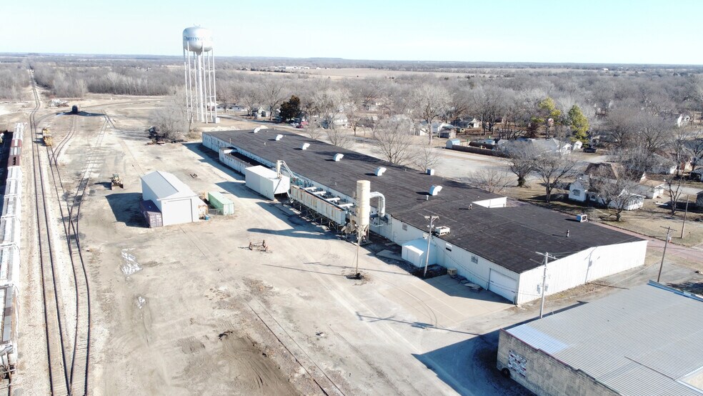 Primary Photo Of 200 N Galveston St, Cherryvale Industrial For Sale