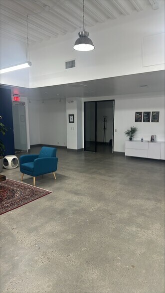 More Photos Of 11859 Wilshire Blvd, Los Angeles Medical For Lease