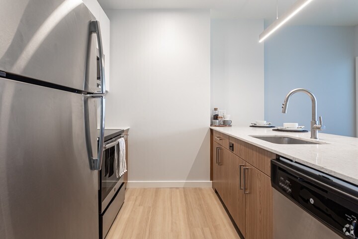 More Photos Of 190 Pleasant St, Malden Apartments For Lease