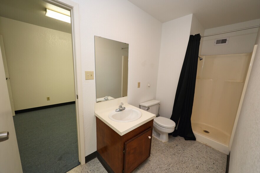 More Photos Of 6511 Stewart Rd, Galveston Office For Lease
