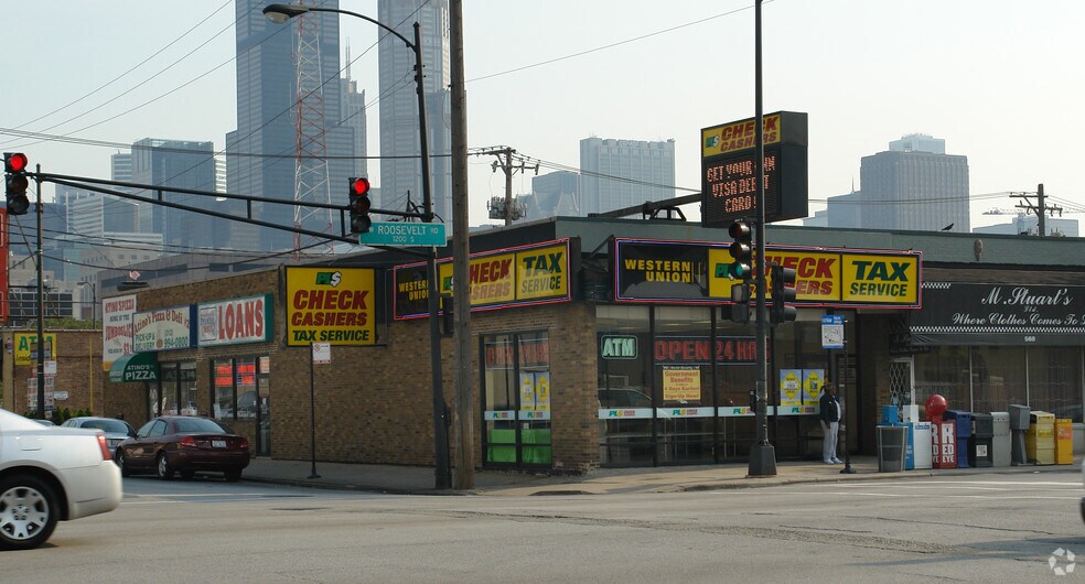 Primary Photo Of 568-570 W Roosevelt Rd, Chicago Storefront For Lease