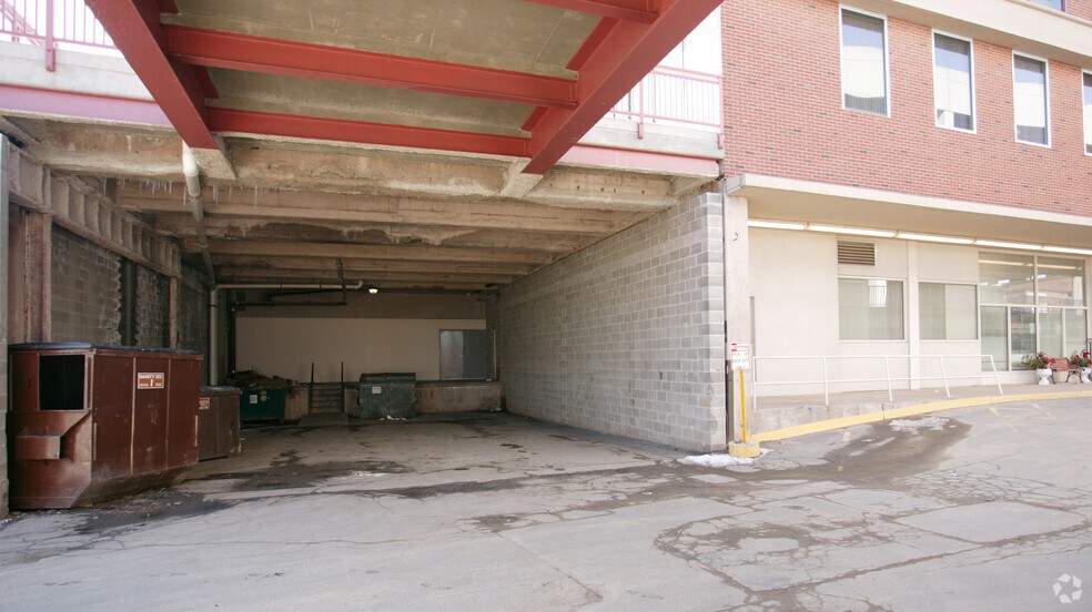 More Photos Of 100-140 Riverview Ctr, Middletown Office For Lease
