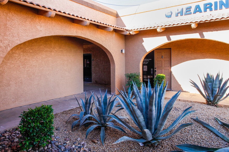 More Photos Of 13711 W Camino Del Sol, Sun City West Medical For Lease