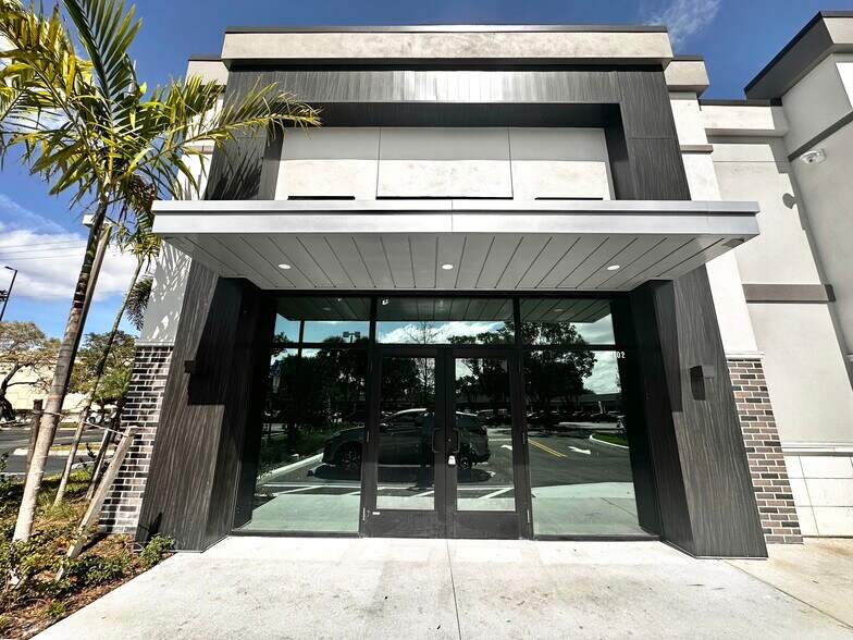 More Photos Of 9090 W State Road 84, Davie Freestanding For Lease
