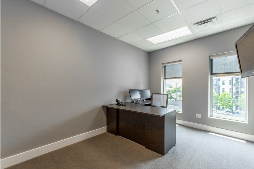 More Photos Of 325 Cherokee Blvd, Chattanooga Loft Creative Space For Lease