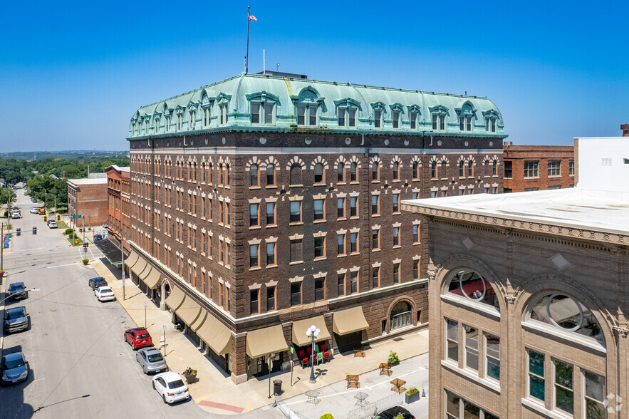 Primary Photo Of 207 W Jefferson St, Bloomington Office For Lease