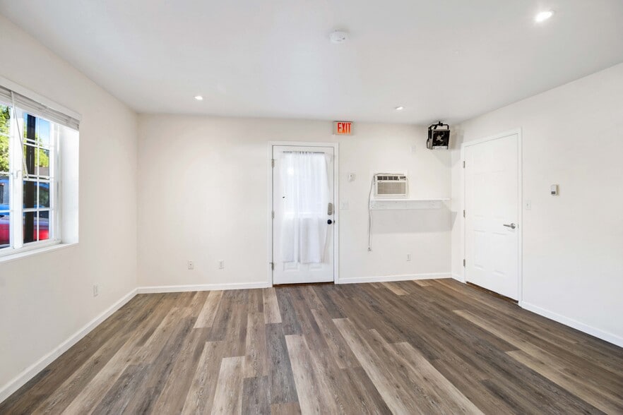More Photos Of 106 N 8th St, Silt Industrial For Sale