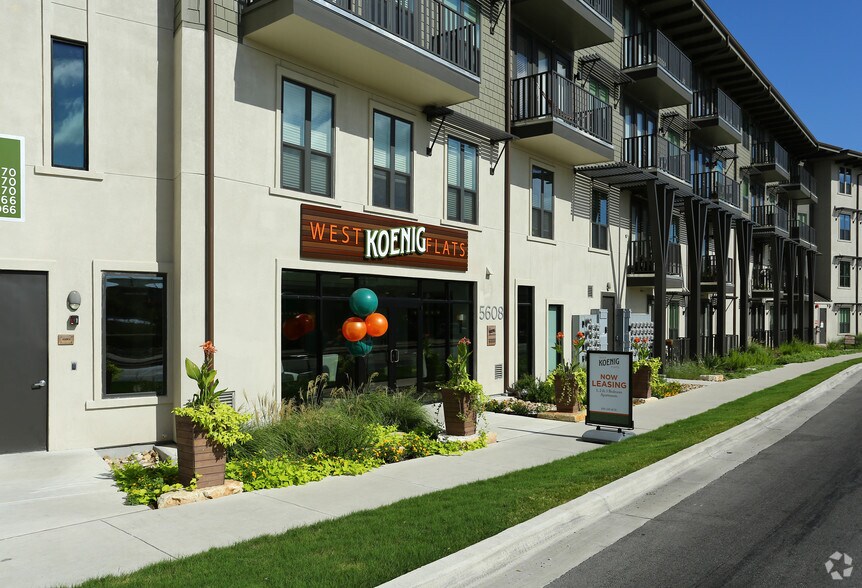 More Photos Of 403 E Koenig Ln, Austin Apartments For Lease