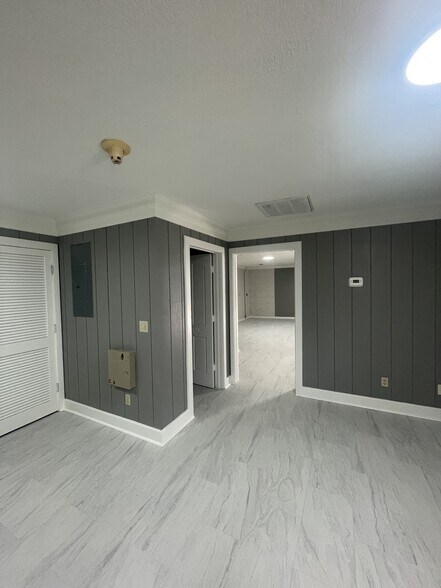 More Photos Of , Largo Office For Sale