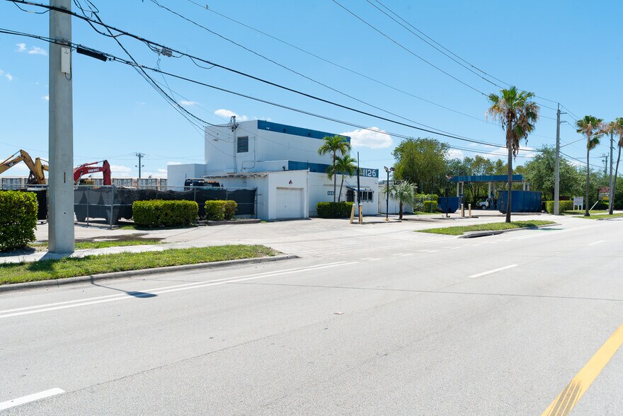 More Photos Of 1126 Dr Martin Luther King Jr Blvd, Pompano Beach Truck Terminal For Sale