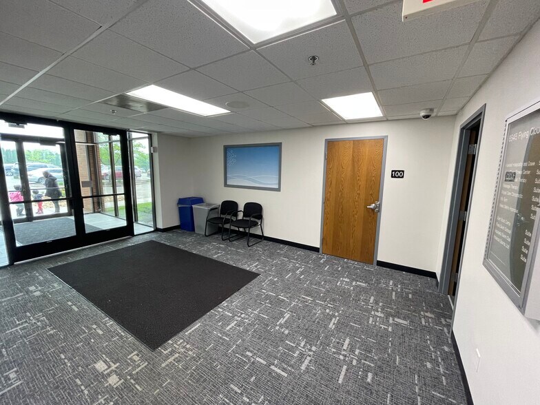 More Photos Of 6545 Flying Cloud Dr, Eden Prairie Light Distribution For Lease