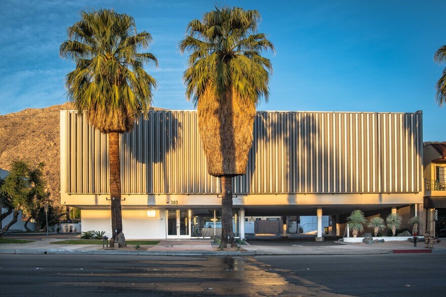 More Photos Of 383 S Palm Canyon Dr, Palm Springs Storefront Retail Office For Lease