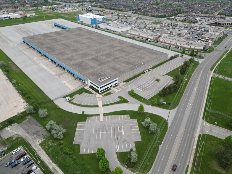 More Photos Of 2600 N Park Dr, Brampton Warehouse For Lease