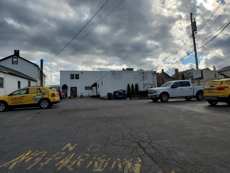 More Photos Of 5436 Main St, Williamsville Storefront Retail Office For Lease