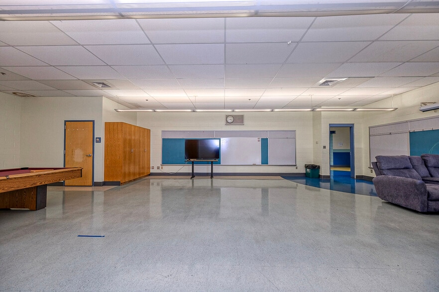 More Photos Of 255 Third St, New Kensington Schools For Sale